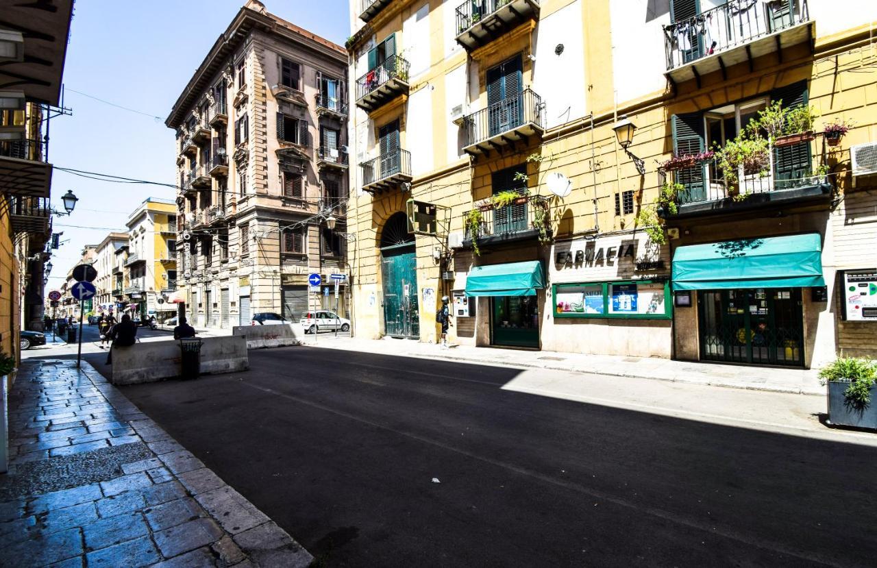 Porta Vicari With View In Downtown Apartman Palermo Kültér fotó