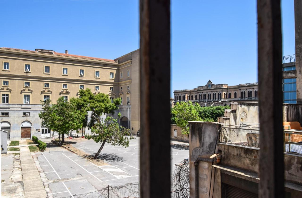 Porta Vicari With View In Downtown Apartman Palermo Kültér fotó