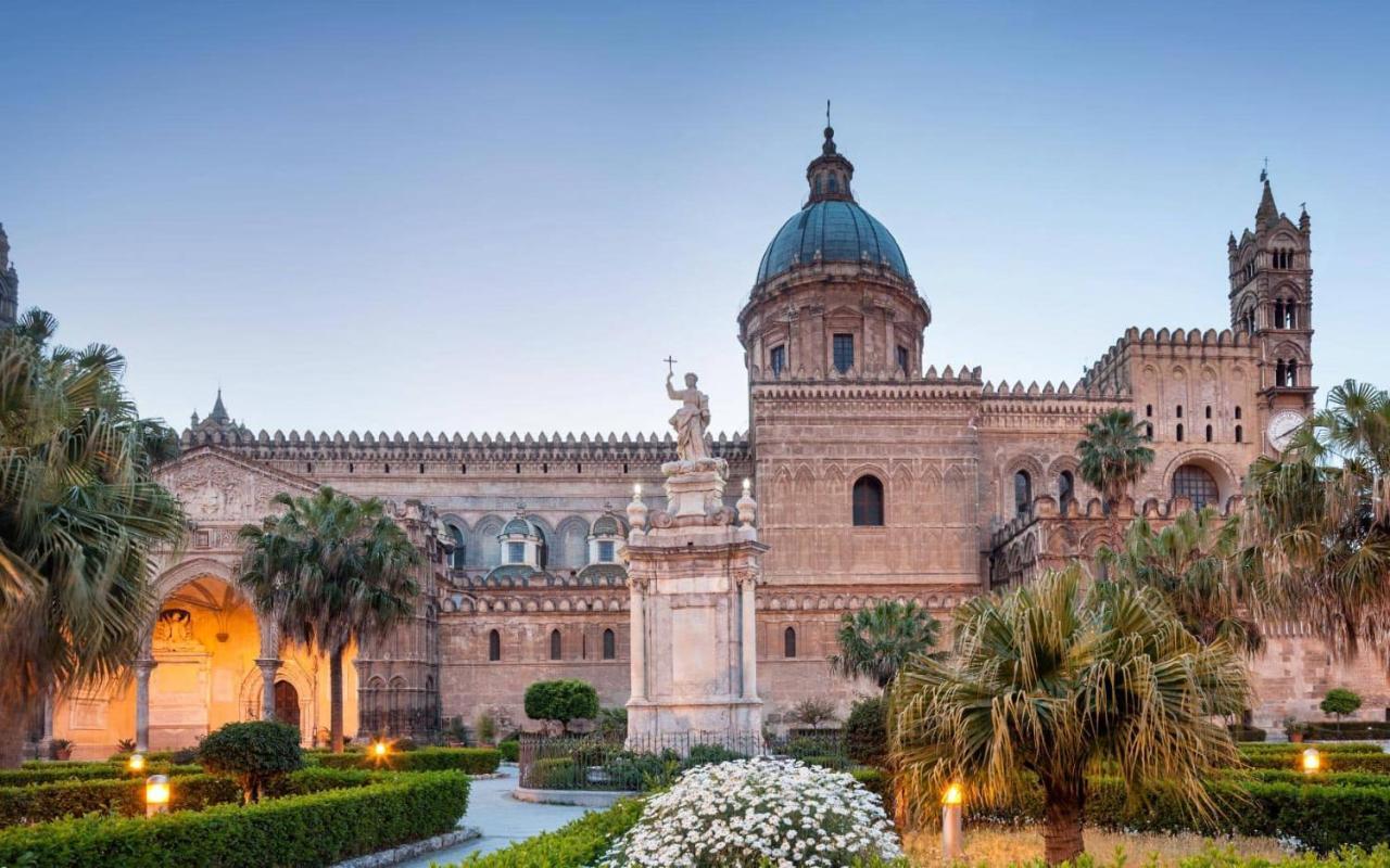 Porta Vicari With View In Downtown Apartman Palermo Kültér fotó